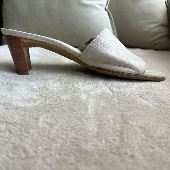 Stuart Weitzman Neutral Bone Leather Mule Heeled Sandals Women 6.5 AA Toe Ring - Picture 3 of 16